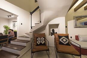 Casa Tonal