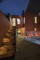 Casa Tonal