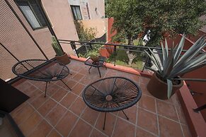 Casa Tonal