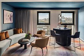 W Edinburgh