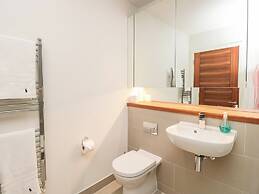 Apartment 20 Summer Place