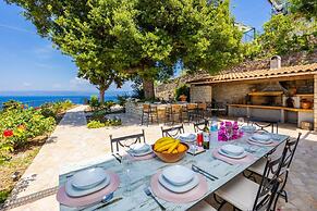 Villa Ariadne in Apergatika