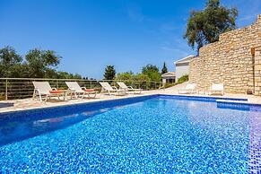 Villa Ariadne in Apergatika