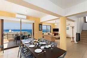 Villa Serena in Pomos