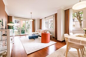 Spacious Flat 3 min to Coast and Bagdat Avenue
