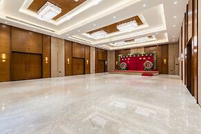 Gaurison Hotel&Resort