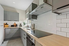 Studio 3, 25 Meriden