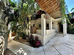 Pachamaya Holistic Wellness & Spa - Adults Only