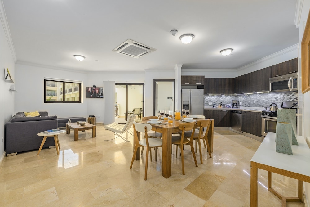 Palm Aruba Condos