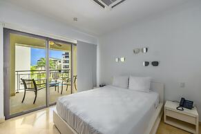 Palm Aruba Condos