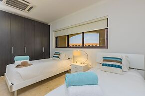 Palm Aruba Condos