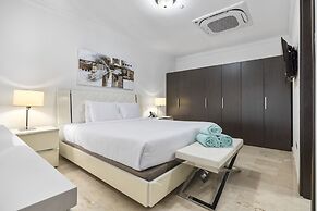 Palm Aruba Condos