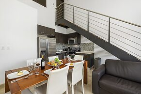 Palm Aruba Condos