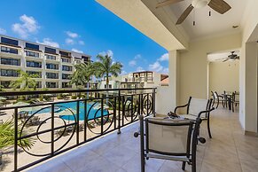 Palm Aruba Condos