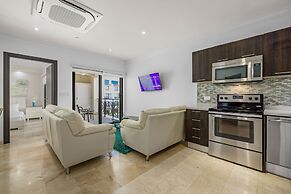 Palm Aruba Condos