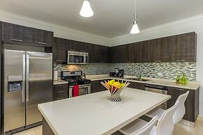 Palm Aruba Condos
