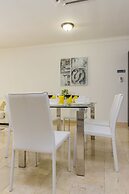 Palm Aruba Condos