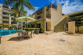 Palm Aruba Condos
