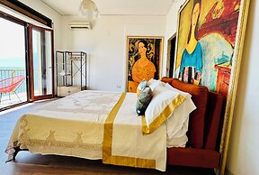 BluMare ArtHouse