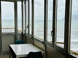 BluMare ArtHouse