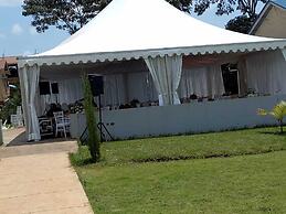 Sega Lodge