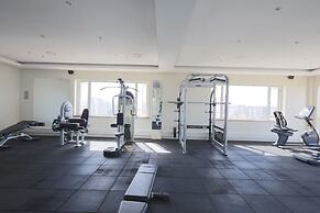 Capital Emerald Line 1 bed  by YourHost
