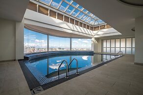 Capital Emerald Line 1 bed  by YourHost