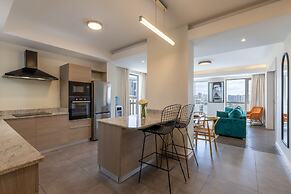 Capital Emerald Line 1 bed  by YourHost