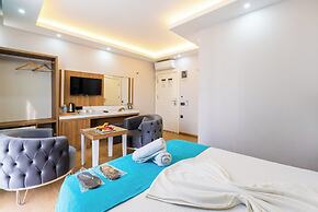 BLACK PALACE HOTEL