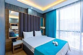 BLACK PALACE HOTEL
