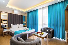 BLACK PALACE HOTEL
