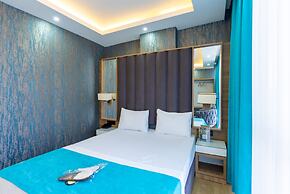 BLACK PALACE HOTEL