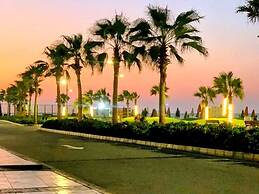 Breathtaking Oceanfront Chalets A Perfect Holiday Destination!