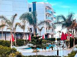 Breathtaking Oceanfront Chalets A Perfect Holiday Destination!