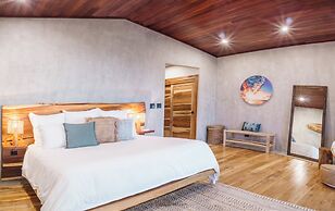 Lamangata Luxury Surf Resort