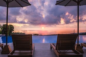 Lamangata Luxury Surf Resort