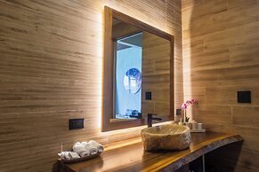 Lamangata Luxury Surf Resort