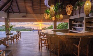 Lamangata Luxury Surf Resort
