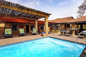 Hornbill Family Suites