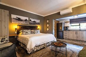 Hornbill Family Suites