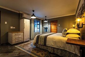 Hornbill Family Suites