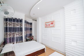 Trieu Vu Hotel & Apartment