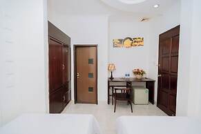 Trieu Vu Hotel & Apartment