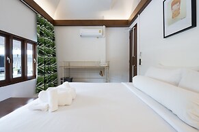 Phrip Phri Luxury Pool Villas