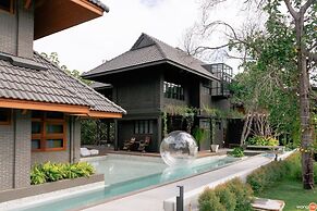 Phrip Phri Luxury Pool Villas