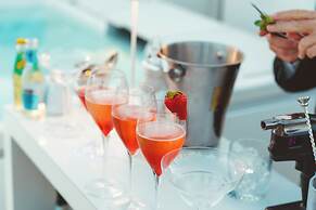 Life Hotel Seaview & Spa