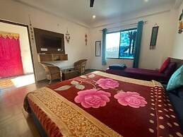 Orchid Hotel and Hostel