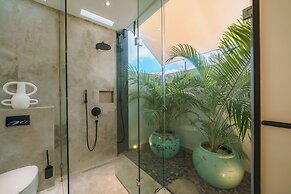 Villa Vantage 2