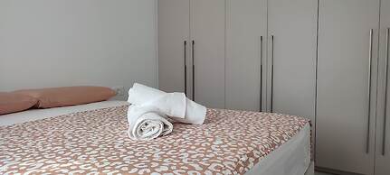 Hellene Apt near Chania City Centre