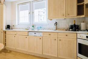 Snug & Serene 2BD Flat - Roseburn